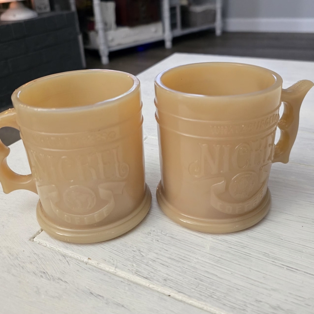 Vintage  Whataburger Mugs Set